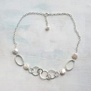 Adjustable chain jewellery