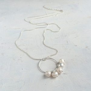 Long pearl pendant